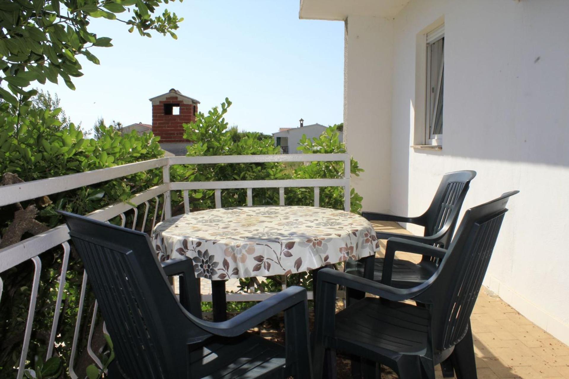 Apartment Branko Povljana